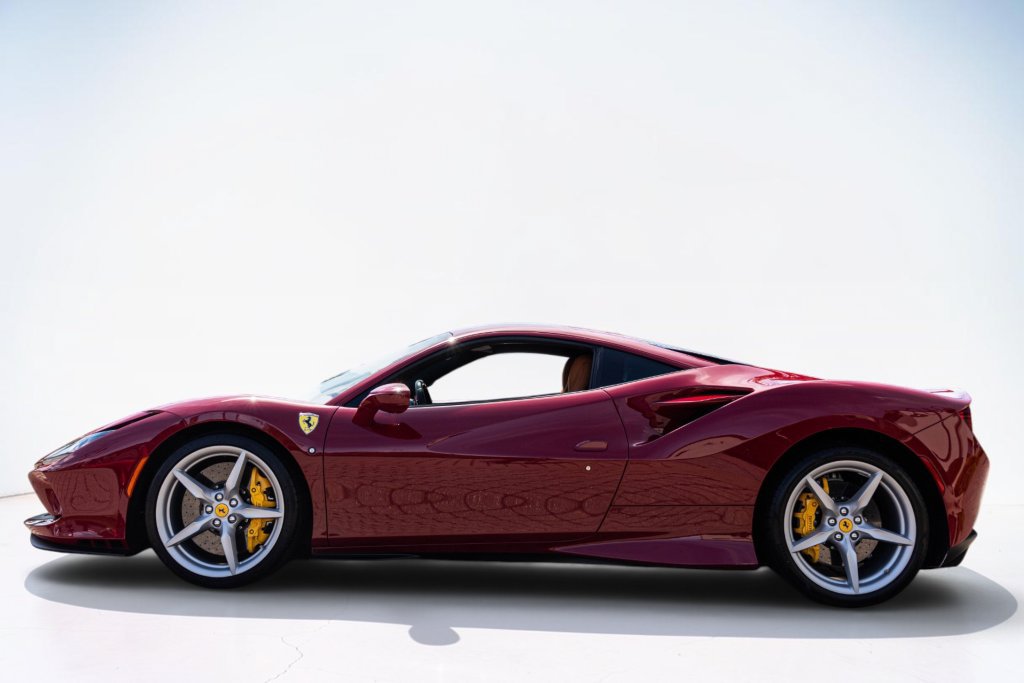 Certified 2022 Ferrari F8 Tributo RWD image 9