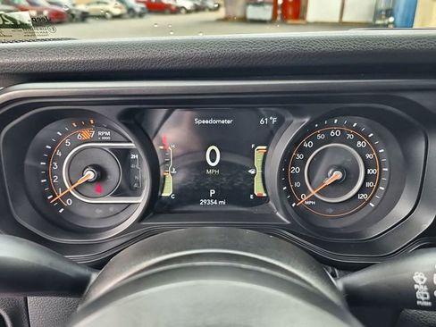 Used 2024 Jeep Wrangler Unlimited Sport AWD/4WD image 23