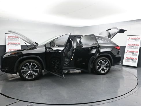 Used 2020 Lexus RX 350L Premium w/ Premium Package image 46