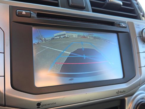 Used 2015 Toyota 4Runner SR5 image 19