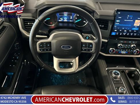 Used 2024 Ford Expedition XLT AWD/4WD image 18