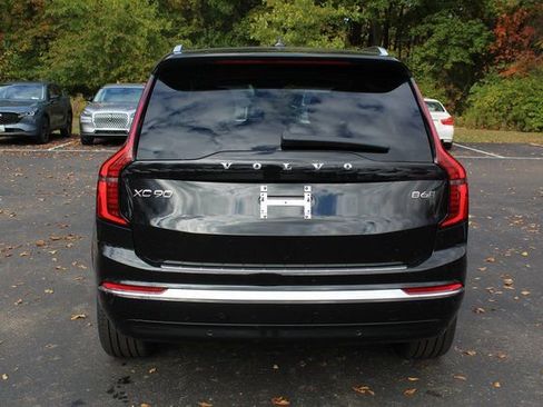 New 2026 Volvo XC90 B6 Plus w/ Protection Package Premier image 4