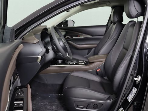 New 2025 MAZDA CX-30 2.5 Turbo w/ Premium Package image 12