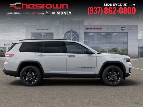 New 2025 Jeep Grand Cherokee L Altitude image 21