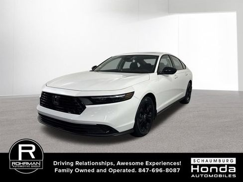 Used 2025 Honda Accord SE image 2