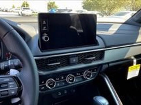 Certified 2025 Acura ADX A-Spec image 7