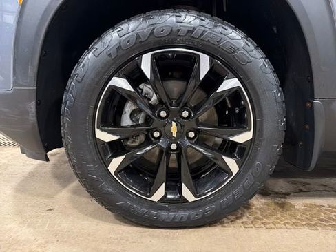 Used 2022 Chevrolet TrailBlazer LT image 32