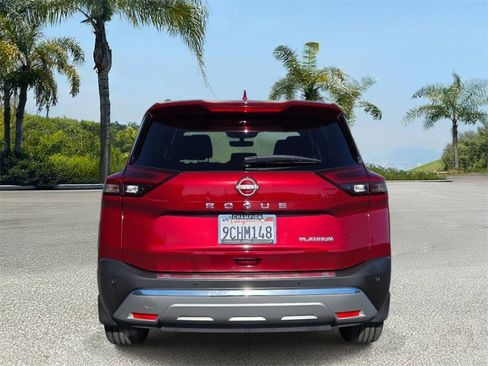 Used 2022 Nissan Rogue Platinum w/ Head-Up Display Package FWD image 5