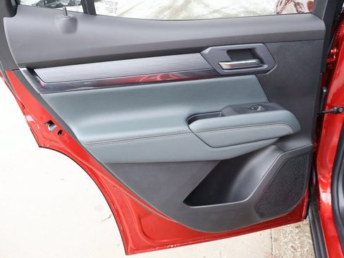 New 2026 GMC Terrain AT4 w/ Convenience Package III AWD/4WD image 25