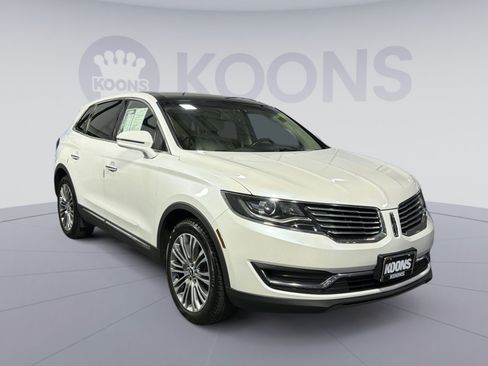 Used 2018 Lincoln MKX Reserve AWD/4WD image 10
