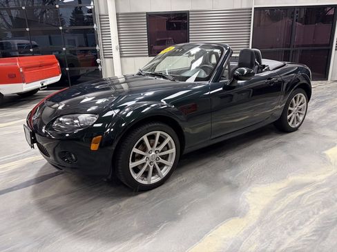 Used 2008 MAZDA MX-5 Miata Touring w/ Suspension Pkg image 31