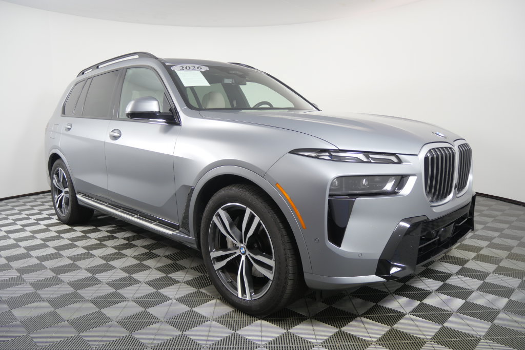 Certified 2026 BMW X7 xDrive40i AWD/4WD image 2