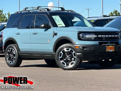 Used 2022 Ford Bronco Sport Outer Banks w/ Tech Package AWD/4WD image 1