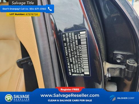 Used 2018 Porsche Macan Sport Edition image 17