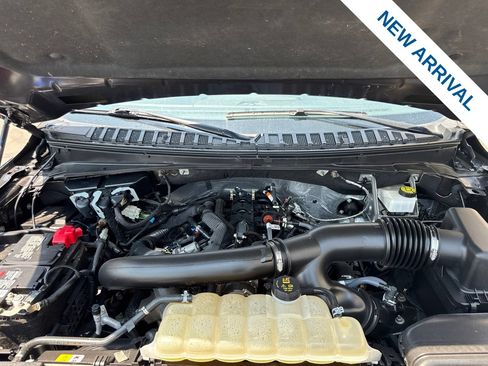 Used 2024 Ford Expedition Max Limited AWD/4WD image 32