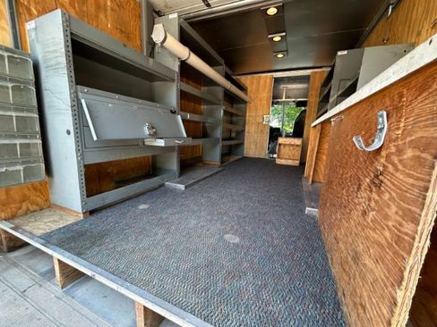 Used 2013 Ford E-350 and Econoline 350 Super Duty w/ Air Conditioning Prep Pkg RWD image 25