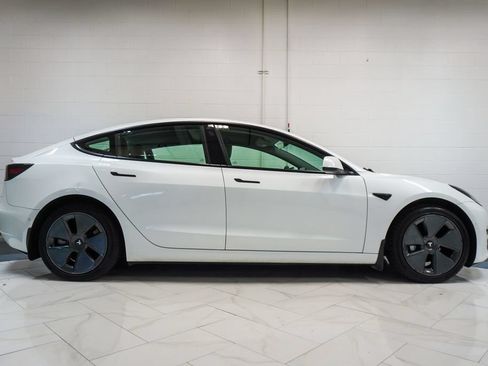 Used 2022 Tesla Model 3 AWD/4WD image 27