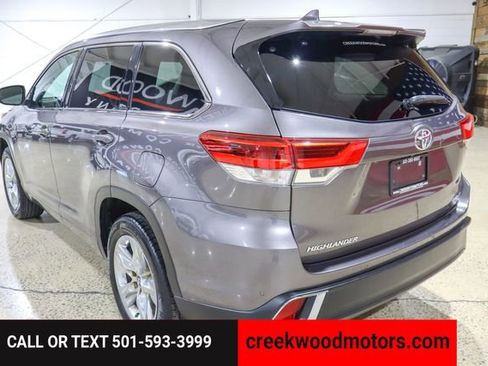 Used 2019 Toyota Highlander Limited FWD V6 1 Owner image 32