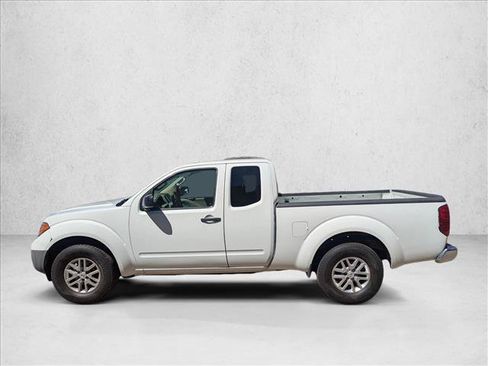 Used 2017 Nissan Frontier SV AWD/4WD image 8