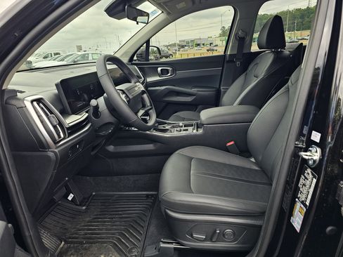 New 2026 Kia Sorento S FWD image 16