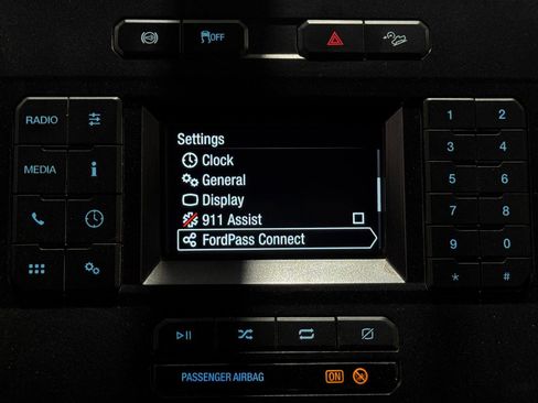 Used 2022 Ford F350 XL w/ Power Equipment Group AWD/4WD image 6