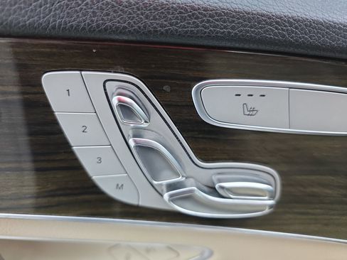 Used 2018 Mercedes-Benz C 300 4MATIC Sedan image 27