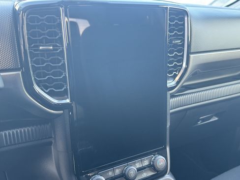 New 2025 Ford Ranger XLT w/ Equipment Group 301A High image 16