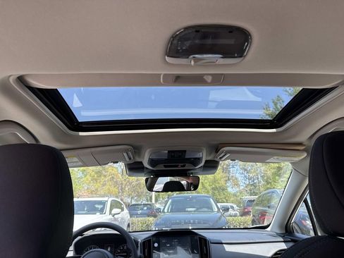 New 2026 Subaru Crosstrek 2.0i Premium AWD/4WD image 18