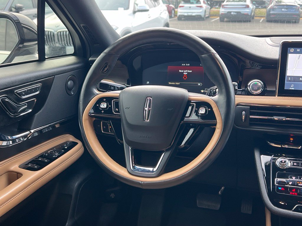 Used 2021 Lincoln Corsair Reserve AWD/4WD image 12