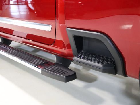 Used 2025 Chevrolet Silverado 2500 High Country w/ Technology Package image 87