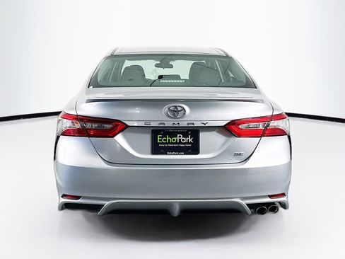 Used 2018 Toyota Camry SE FWD image 7
