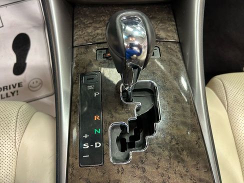 Used 2010 Lexus IS 250C image 15