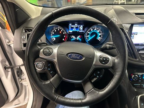Used 2014 Ford Escape Titanium image 14