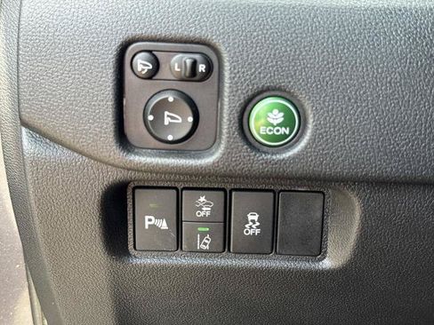 Used 2021 Honda Pilot Elite image 23