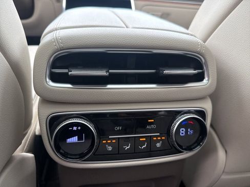 Used 2023 Genesis GV80 2.5T w/ Prestige Package image 27