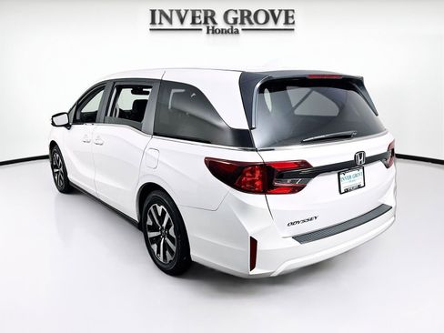 Certified 2025 Honda Odyssey EX-L image 7
