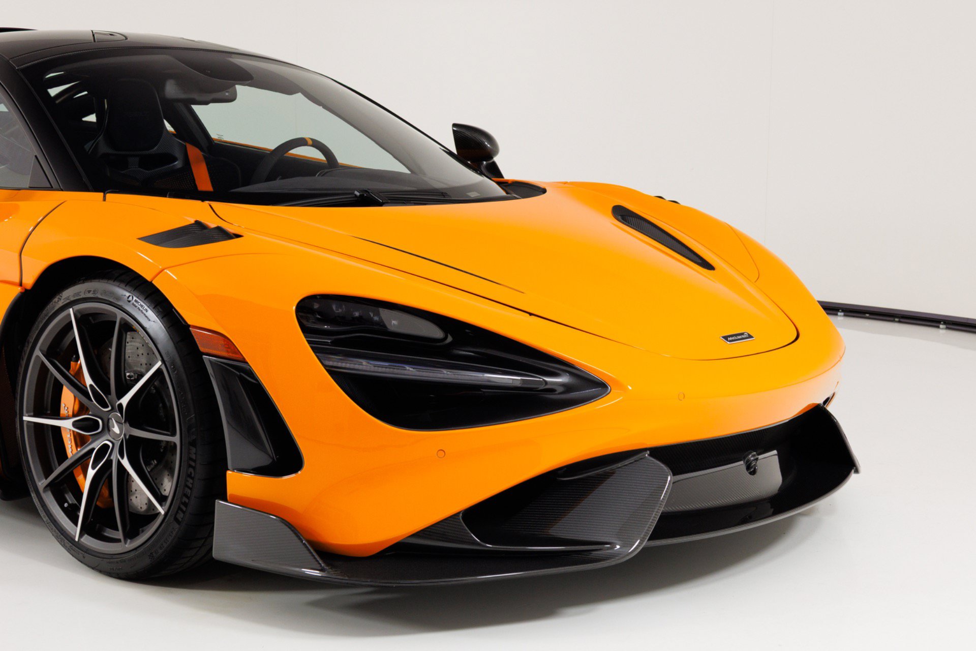 Used 2021 McLaren 765LT RWD image 61