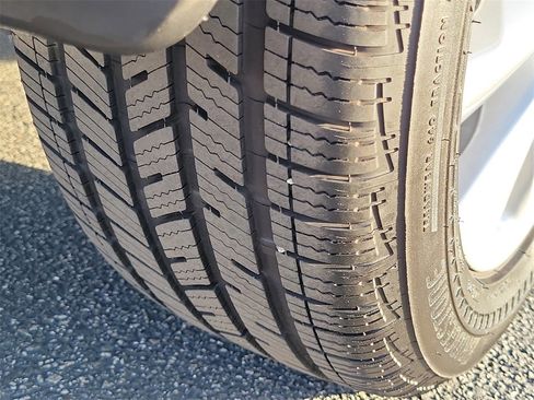 Used 2022 INFINITI QX50 Luxe image 28