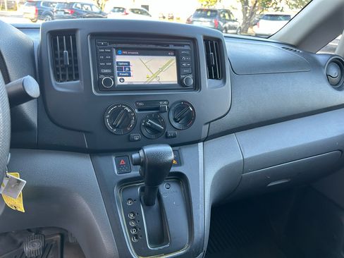 Used 2015 Nissan NV200 SV w/ Technology Package image 13