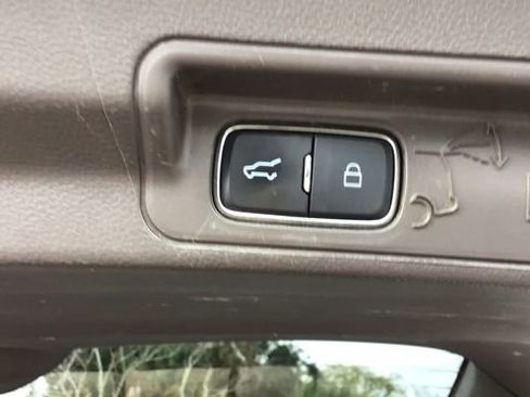 Certified 2021 Ford Explorer Platinum w/ Equipment Group 601A image 11