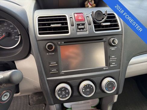 Used 2018 Subaru Forester 2.5i w/ Alloy Wheel Package AWD/4WD image 12