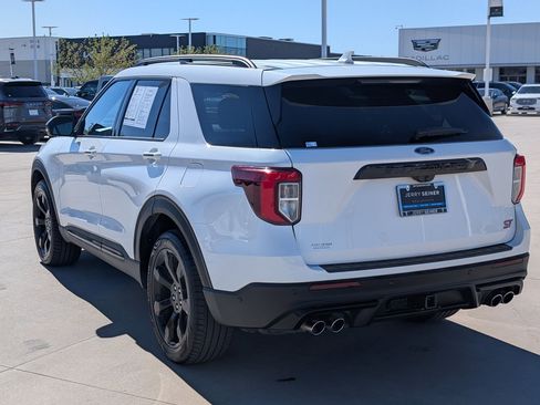 Used 2022 Ford Explorer ST w/ Equipment Group 401A image 4