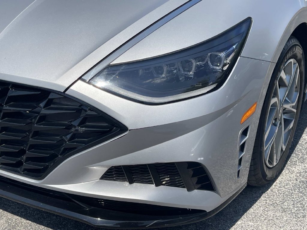 Used 2023 Hyundai Sonata SEL w/ Convenience Package FWD image 12