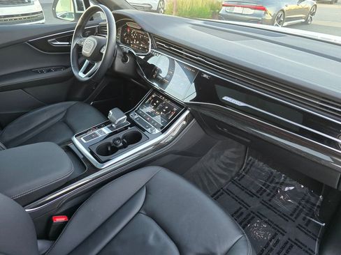 Used 2025 Audi Q7 3.0T Premium Plus image 32