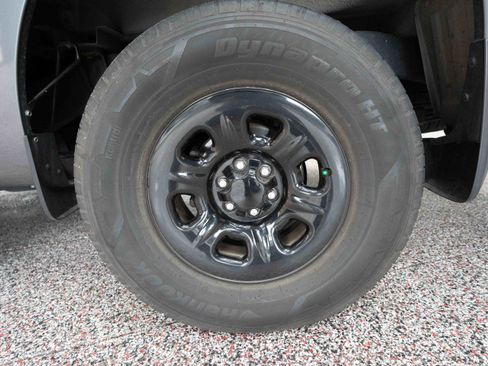 Used 2022 Nissan Frontier S AWD/4WD image 27