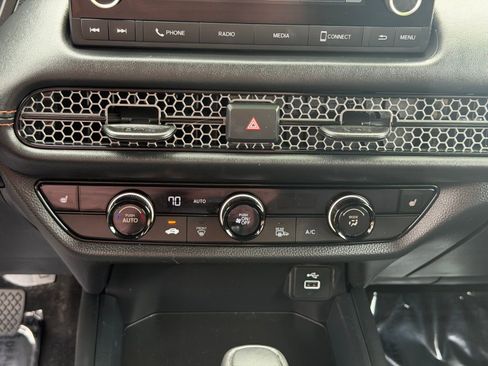 Used 2024 Honda HR-V Sport image 20