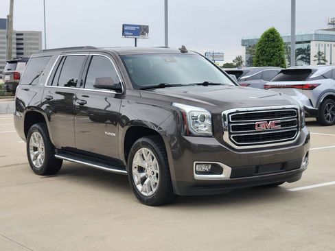 Used 2019 GMC Yukon SLT w/ Open Road Package RWD image 3