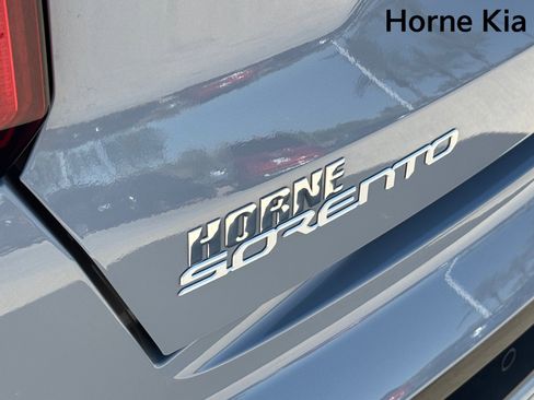 Certified 2023 Kia Sorento SX image 26