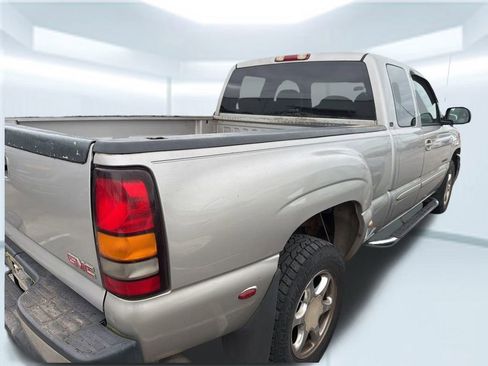 Used 2004 GMC Sierra 1500 Denali image 10