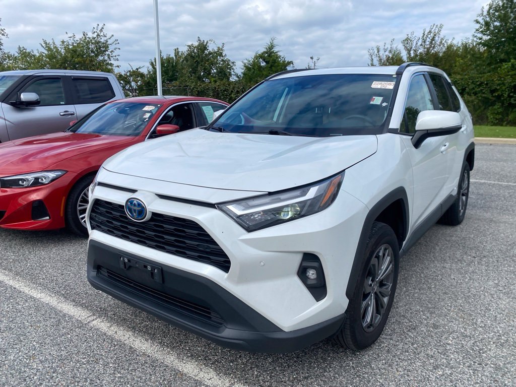 Used 2024 Toyota RAV4 XLE Premium w/ Weather Package AWD/4WD image 4